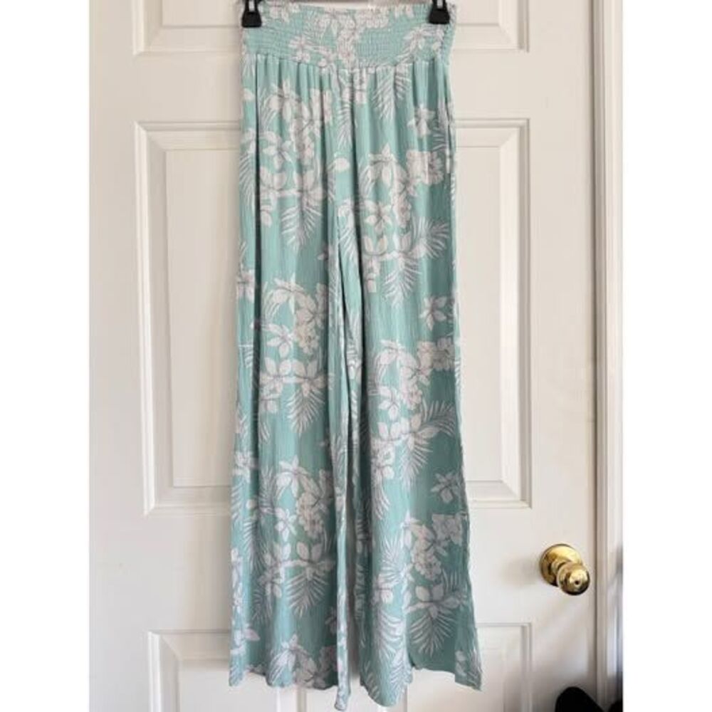 109. Forever 21 Wide leg Floral smocked waist boho pants